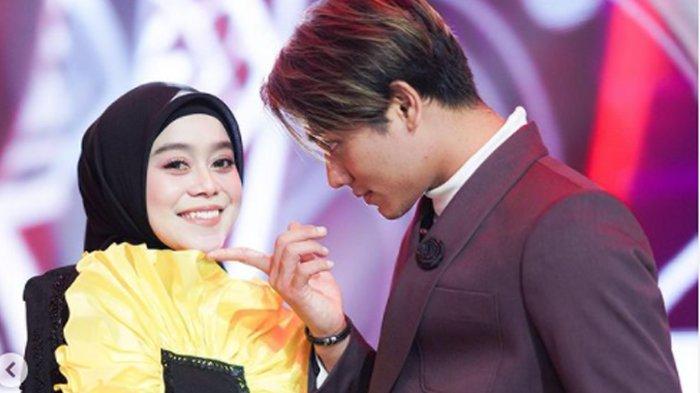 Nongkrong Bareng, Rizky Billar dan Lesti Kejora Pamer Kemesraan dan Panggil Sayang: No Cut No Edit