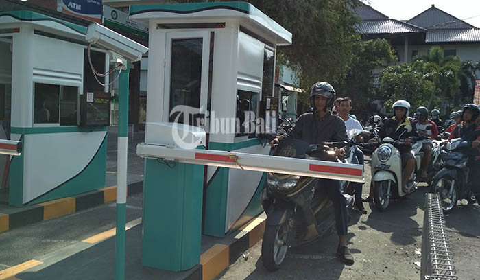 Dewan Sarankan Tukar Guling dengan Unud, Tarif Parkir Profresif RSUP Sanglah Dianggap Memberatkan