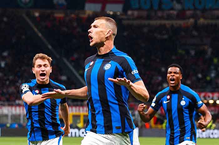 bali/selebrasi-edin-dzeko-tengah-ketika-sukses-membuka-keunggulan-di-laga-ac-milan-vs-inter.jpg