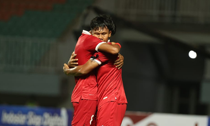 bali/selebrasi-pemain-timnas-indonesia-u17-arkhan-kaka-dan-nabil-asyura.jpg