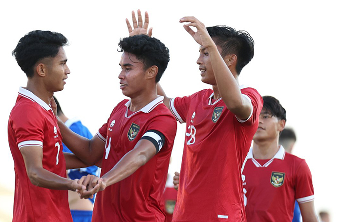 selebrasi-pemain-timnas-indonesia-u20-setelah-mencetak-gol-ke-gawang-moldova.jpg