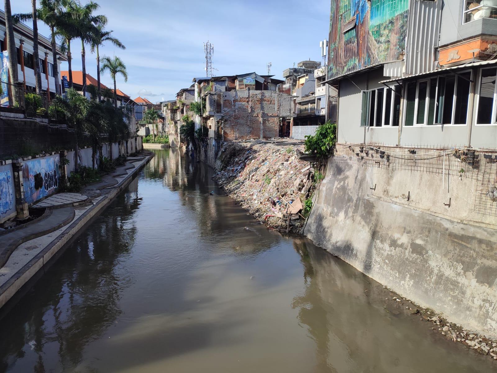 UPAYA Pemkot Tangani Senderan Tukad Badung yang Amblas, Lakukan Koordinasi Lintas Instansi