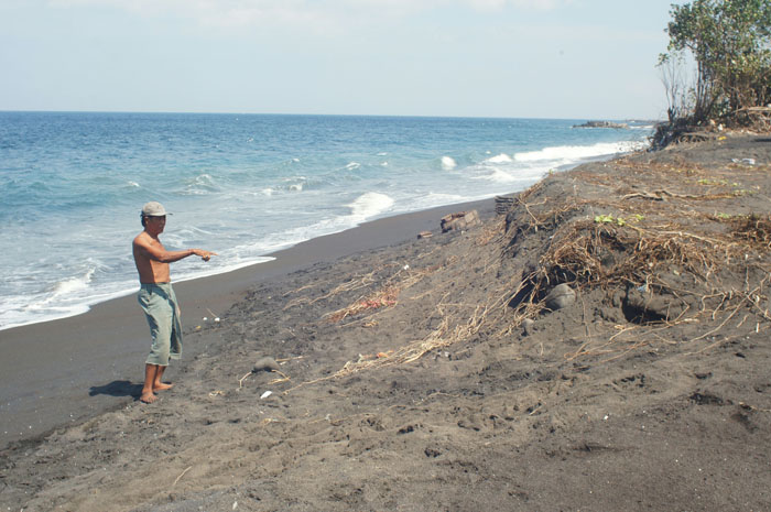 Tahun 2021, Penanganan Abrasi di Klungkung Hanya Dua Titik, Dianggarkan Rp 820 Juta