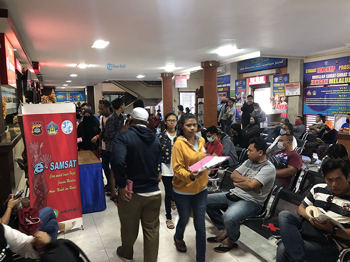 Termasuk Bali, Berikut 11 Daerah yang Bebaskan Denda Pajak Kendaraan