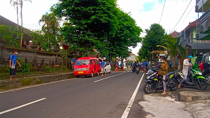 Wali Siswa di Tabanan Ngaku Anaknya Dapat Souvenir, Diberikan Orang Tak Dikenal & Divideokan
