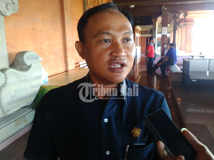 Pimpinan DPRD Usul Syarat Masuk Bali Diperketat selama PSBB, Harus Tes Swab Baik Jalur Darat & Udara
