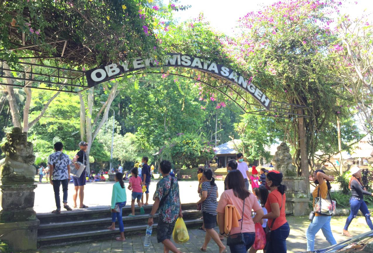 Sedikit Meningkat, 1.500 Orang Kunjungi Objek Wisata Sangeh Saat Libur Hari Raya Galungan