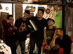 1STX-Singgung-Situasi-Politik-Indonesia-di-Album.jpg