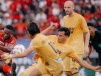 Aksi-Privat-Mbarga-dalam-laga-Bali-United-vs-Semen-Padang.jpg