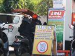 Beberapa-SPBU-di-Kota-Semarapura-Klungkung-telah-memasang-larangan-pembelian-BBM-bersubsidi.jpg