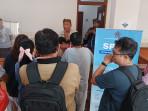 Belasan-orang-tua-siswa-mengadu-ke-Disdikpora-Denpasar.jpg
