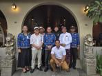 Bupati-Klungkung-I-Made-Satria-bersama-dengan-pihak.jpg