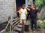 Bupati Klungkung Salurkan Bantuan Sosial kepada Korban Longsor di Desa Pesinggahan Bali
