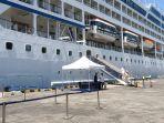 Cruise-Oceania-Insignia-yang-tengah-sandar-di-Pelabuhan-Benoa.jpg