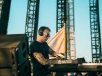 DJ-Bullo-Bawa-Penampilan-Enerjik-di-Panggung-Ultra-Beach-Bali-2023.jpg