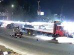 Detik-detik-Kecelakaan-Maut-di-Exit-Tol-Bawen-Semarang-Truk-Rem-Blong-Tewaskan-4-Orang.jpg
