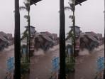 Detik-detik-salah-satu-bangunan-di-Jalan-Hasanuddin-Denpasar-ambruk-pada-Rabu-10-September-2025.jpg