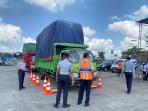 Dinas-Perhubungan-Kabupaten-Badung-saat-melakukan-penertiban-kendaraan-ODOL.jpg