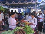 Distan-saat-menggelar-Pasar-Tani-jelang-hari-raya-Kuningan-Kamis-108.jpg