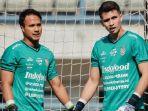 Dua-Kiper-Bali-United-Muhammad-Ridho-dan-Nadeo-Argawinata.jpg
