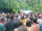 Dua-korban-meninggal-dunia-akibat-musibah-pohon-aren-tumbang-dimakamkan.jpg