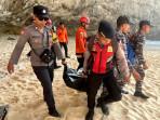 Seorang WNA Tewas di Pantai Kelingking Bali, Sempat Dilarang ke Laut, Evakuasi Penuh Risiko