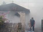 FOGGING-Petugas-saat-melakukan-pemberantasan-sarang-nyamuk-PSN.jpg