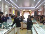 Galeri24-J-store-adakan-Grand-Opening-26.jpg