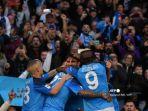 Gelandang-Napoli-Eljif-Elmas-tengah-merayakan-setelah-mencetak-gol-ketiga.jpg