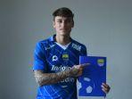 Gelandang-anyar-Persib-Bandung-Stefano-Beltrame-resmi-diperkenalkan-sebagai-pemain-baru.jpg