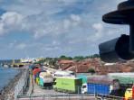 Kapal-hendak-berlabuh-di-Dermaga-LCM-Pelabuhan.jpg