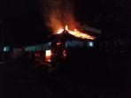 Kebakaran-warung-dan-gudang-di-Meliling-Kecamatan-Kerambitan-Tabanan.jpg