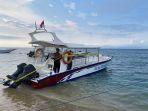 Kepolisian-memeriksa-boat-yang-membawa-tamu-asal-Tiongkok.jpg