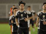 Kevin-Diks-dalam-sesi-latihan-bersama-skuad-Timnas-Indonesia-beberapa-waktu-lalu.jpg