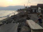 Kondisi-abrasi-yang-terjadi-di-pesisir-Banjar-Pebuahan.jpg