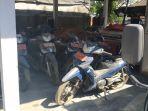 Kondisi-kendaraan-yang-dilelang-saat-ini-diparkir-di-areal-parkir-Pemkab-Gianyar.jpg