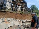 Kondisi-tembok-merajan-roboh-di-Banjar-Bayad-485.jpg