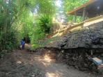 Kondisi-tembok-penyengker-Pura-Nagasari-di-Banjar-Kutuh-Desa-Sayan-Ubud-748.jpg