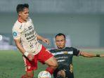 Laga-Dewa-United-vs-Bali-United-di-pekan-22-Liga-1-20232024-di-Stadion-Indomilk.jpg