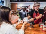 Menparekraf-menghadirkan-paket-wisata-kopi-wisatawan-pengalaman-menarik-dalam-menikmati-kopi.jpg