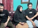 Mimin-bersama-dengan-kedua-anaknya-saat-ditemui-di-rumahnya-Kamis-19-Oktober-2023.jpg