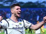 Nick-Kuipers-berselebrasi-usai-mengalahkan-tim-Arema-FC.jpg
