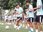 Para-pemain-Timnas-Indonesia-U19-melakukan-latihan-pada-TC-di-Jakarta.jpg