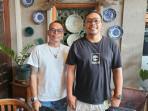 Pegolf-asal-Bali-Ida-Bagus-Wira-Pradnyana-35-kanan-bersama-manajer.jpg