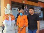 Pelaku-IMS-saat-dihadirkan-pada-press-release-di-Mapolres-Buleleng.jpg