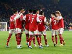 Pemain-tengah-Martin-Odegaard-bersama-rekannya-merayakan-selebrasi-usai-mencetak-gol.jpg