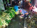 Pembersihan-drainase-di-titik-banjir-pada-Sabtu-27-Januari-2024.jpg