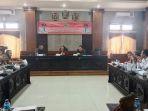 Pemkab-Gianyar-rapat-untuk-mencari-solusi-dampak-turunnya-peringkat-KLA.jpg