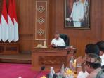 Pemprov-Bali-mengadakan-Rapat-Penertiban-dan-Perlindungan-Wisatawan.jpg