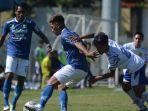 Persib-Bandung-diketahui-menjalani-laga-melawan-Persib-U-20-di-Stadion-PERSIB.jpg